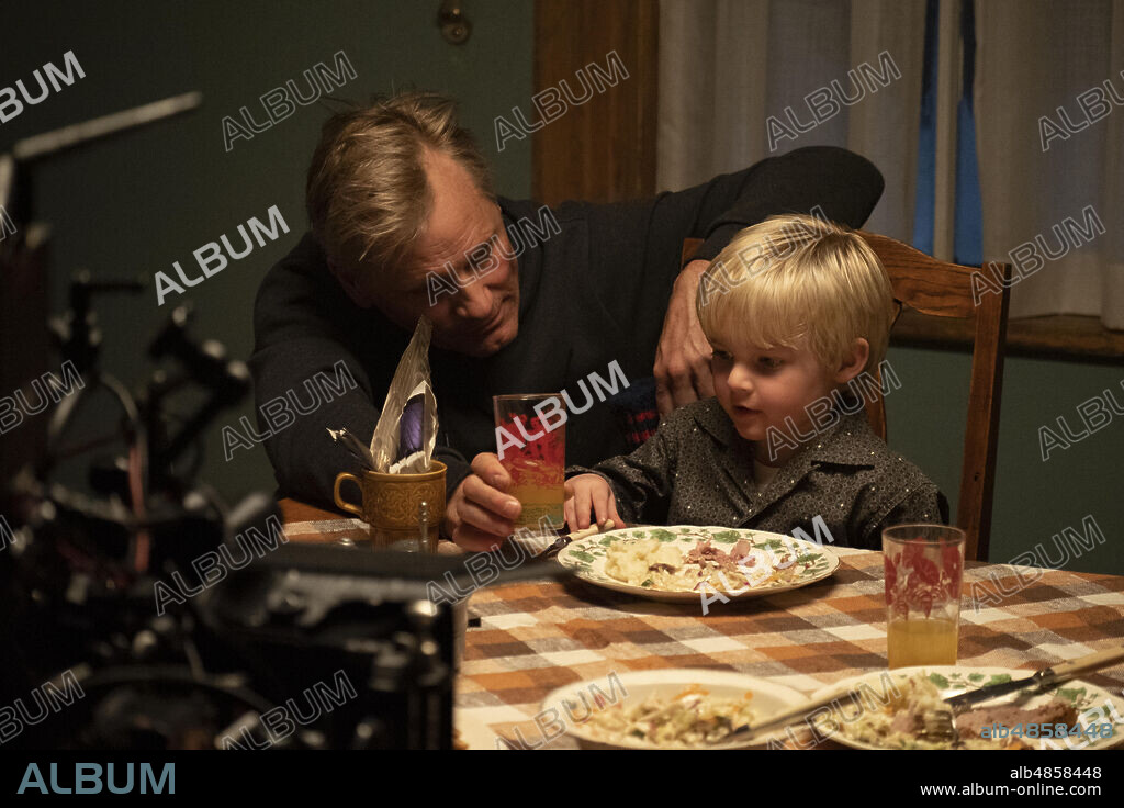 GRADY MCKENZIE and VIGGO MORTENSEN in FALLING, 2020, directed by VIGGO MORTENSEN. Copyright PERCEVAL PICTURES/BARAL WALEY PROD/SCYTHIA FILMS/ZEPHYR FILM.