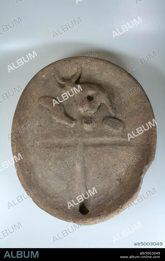 House of Lords, offering table, beef, shank, bread, oval, soul house, earthenware, 4.7 x 29 x 34.5 cm, Old Kingdom, Egypt.