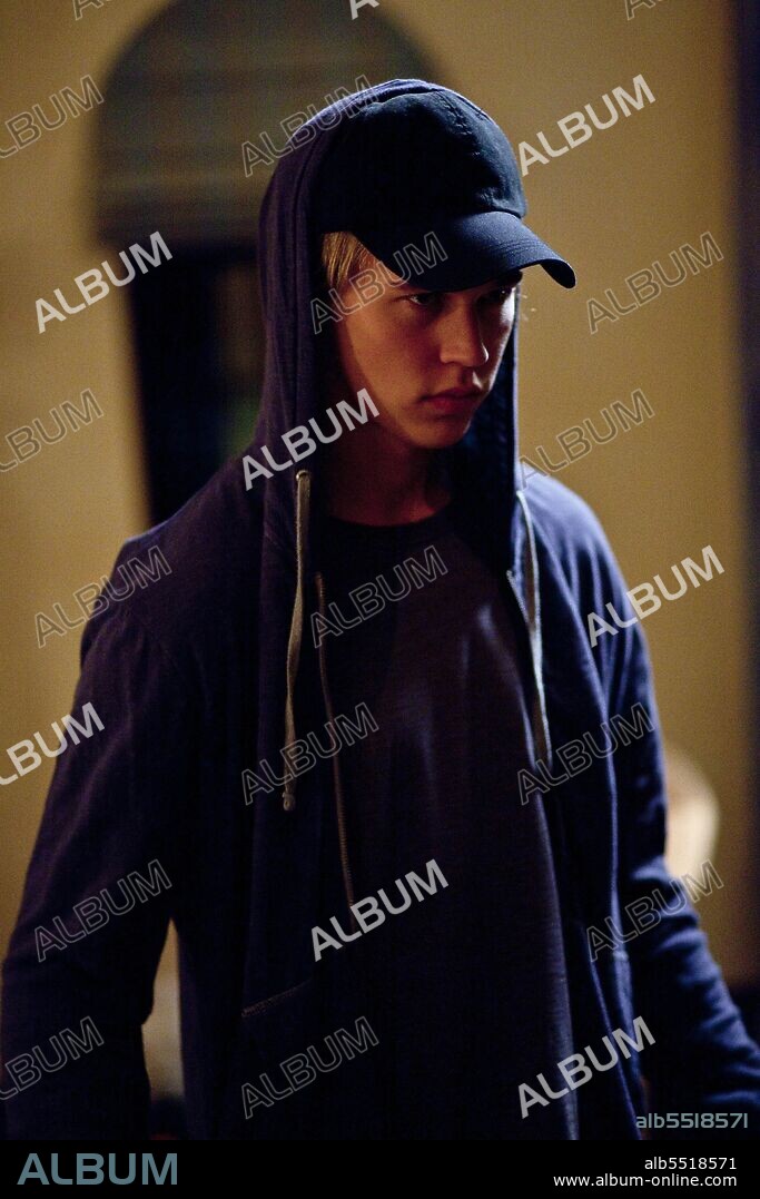 AUSTIN BUTLER in THE BLING RING, 2011, directed by MICHAEL LEMBECK. Copyright Dick Clark Productions SilverScreen Pictures.