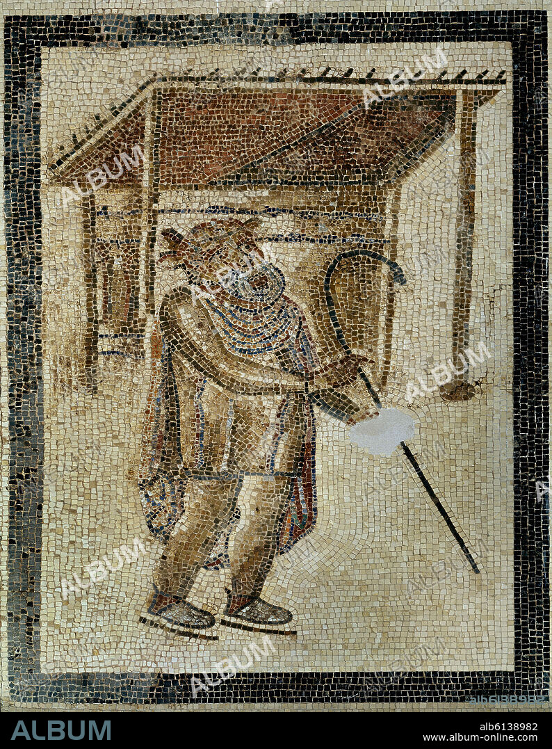 EL MIMO - MOSICO ROMANO PROCEDENTE DE LAS EXCAVACIONES EFECTUADAS EN LA PLAZA DE LA CORREDERA DE CORDOBA - SIGLO II.