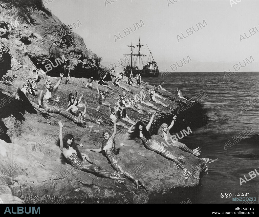 PETER PAN, 1924, directed by HERBERT BRENON. Copyright PARAMOUNT PICTURES.