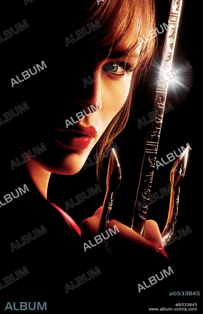 JENNIFER GARNER in ELEKTRA, 2005, directed by ROB BOWMAN. Copyright 20TH CENTURY FOX.
