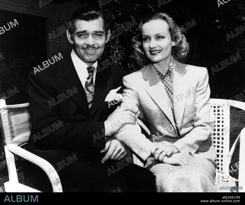 CAROLE LOMBARD y CLARK GABLE.