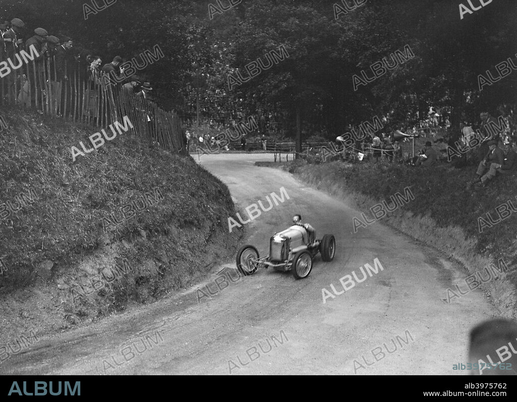 Frazer-Nash 1496S cc. Driver: Nash, R.G.J. Car known as Terror. Place: M.A.C. Shelsley Walsh Hillclimb. Date: 25.6.32.