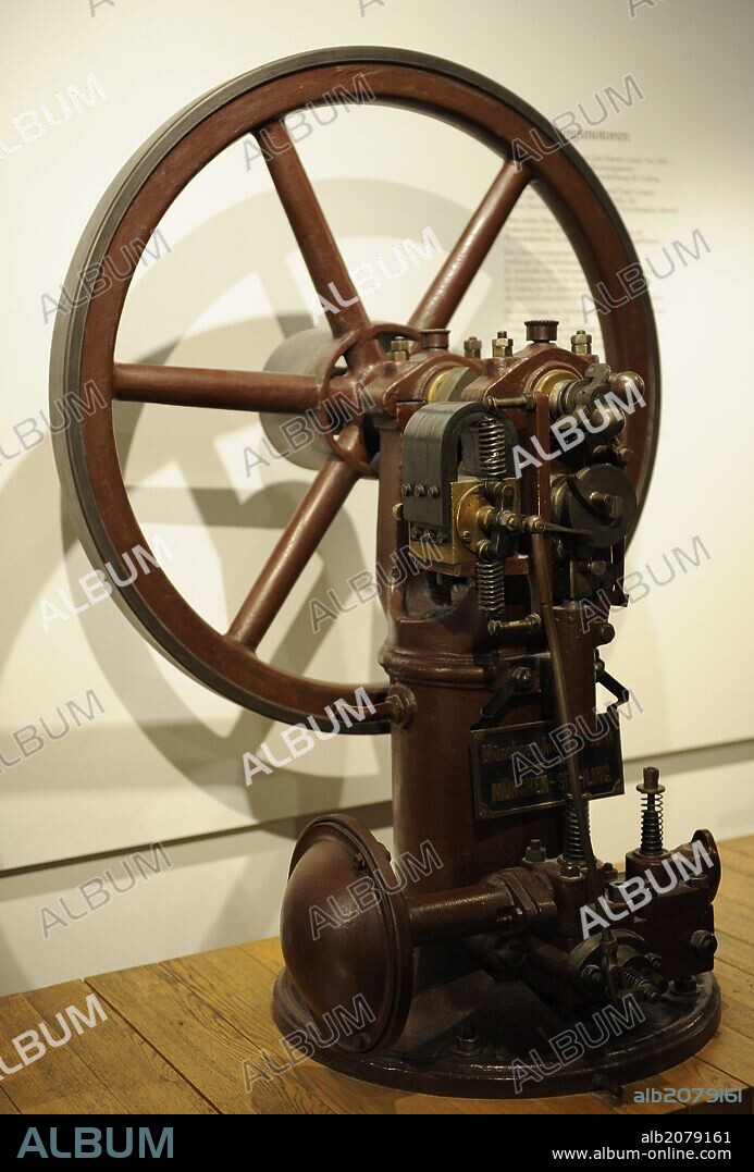 Motor de combustión interna. Deutches Museum (Museo de la Ciencia y la Tecnología). Munich. Alemania.