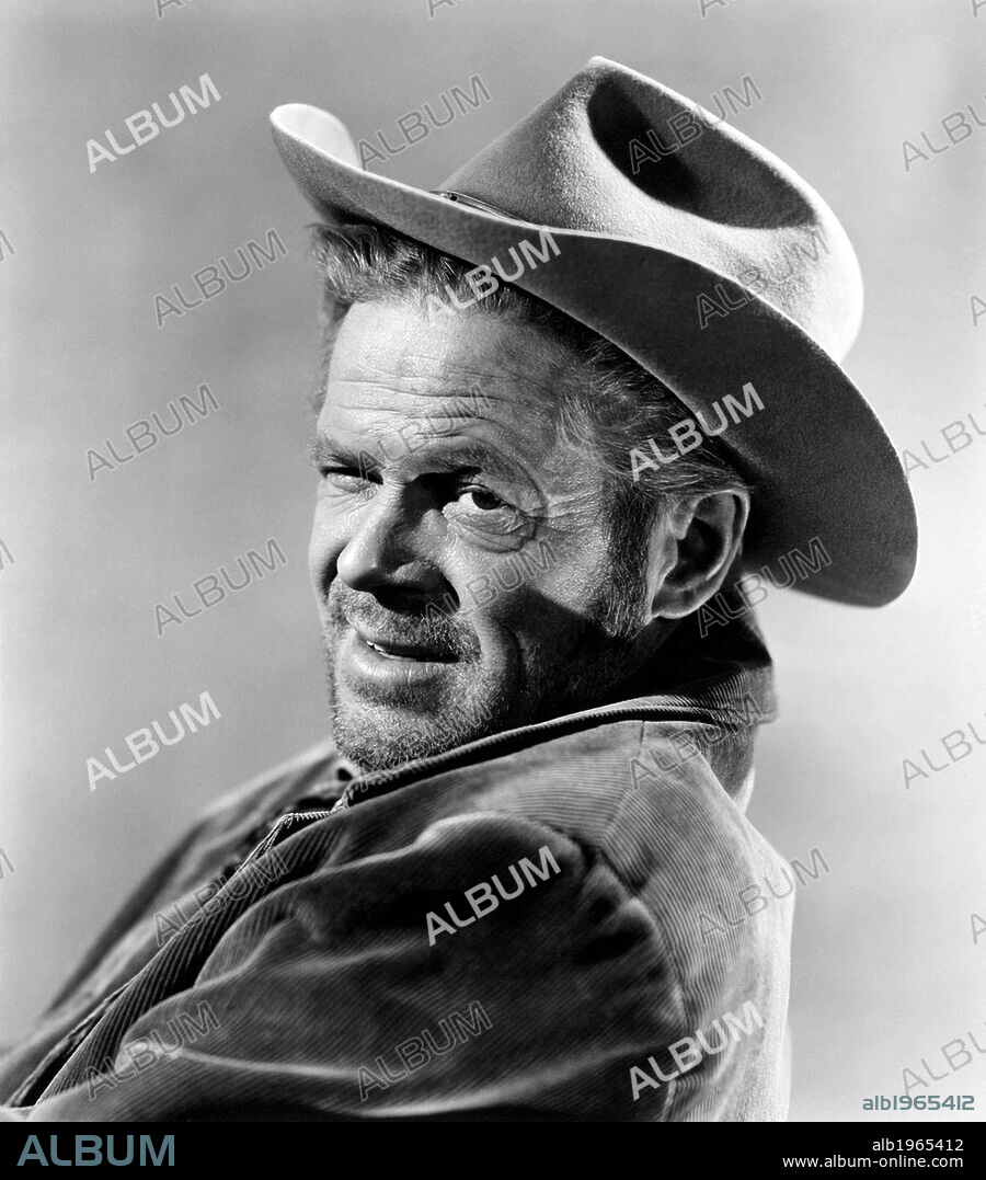 DAN DURYEA en LA ÚLTIMA BALA, 1957 (NIGHT PASSAGE), dirigida por JAMES NEILSON. Copyright UNIVERSAL PICTURES.