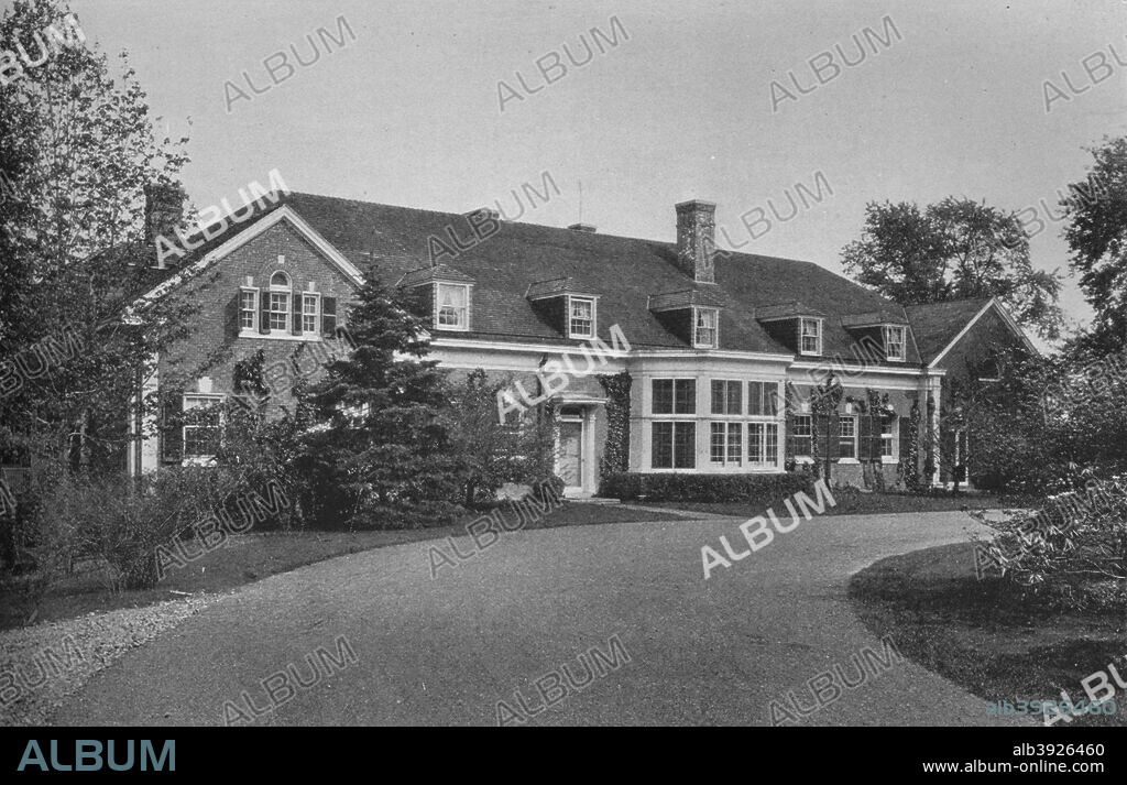 Dormie House, Creek Club, Locust Valley, New York, 1925. From The Architectural Forum Volume XLII. [Rogers and Manson, New York, 1925].