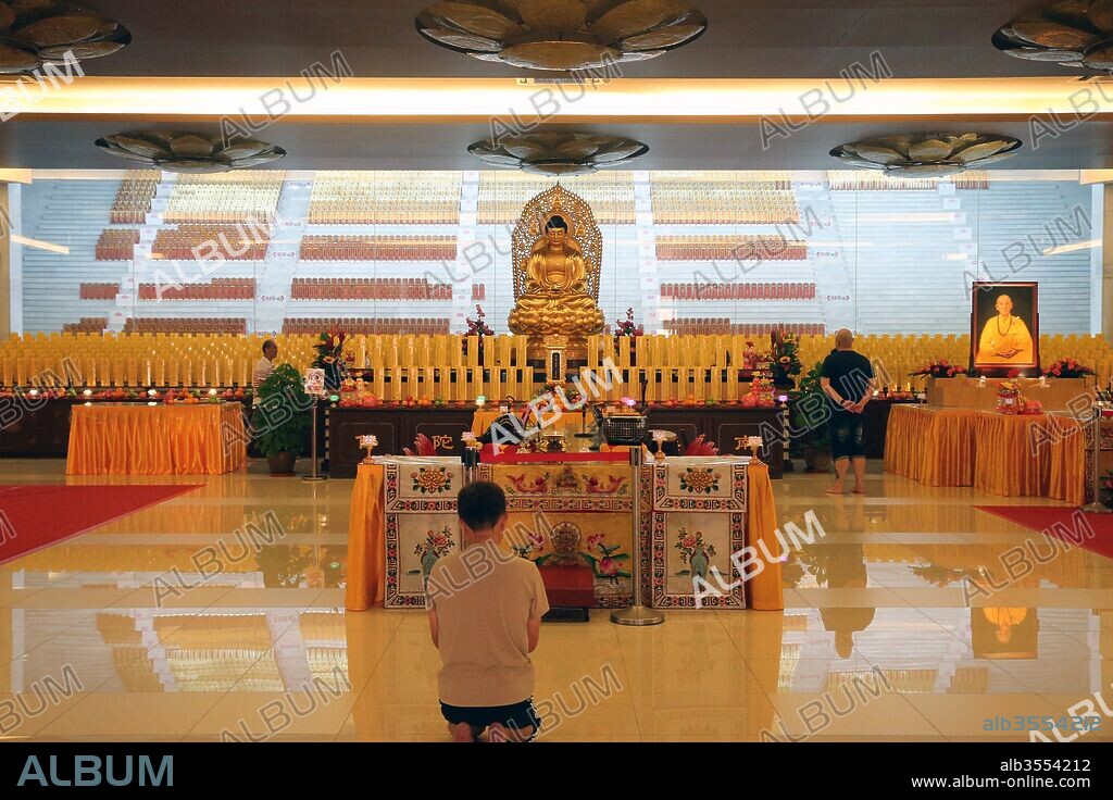 Kong Meng San Phor Kark See Monastery. Ancestral hall. Singapore.