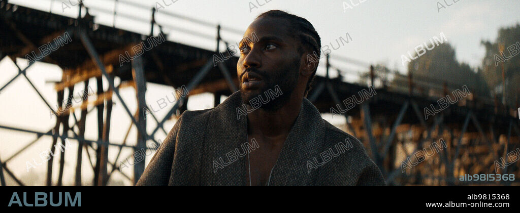 JOHN DAVID WASHINGTON in THE CREATOR, 2023, directed by GARETH EDWARDS. Copyright 20TH CENTURY STUDIOS.