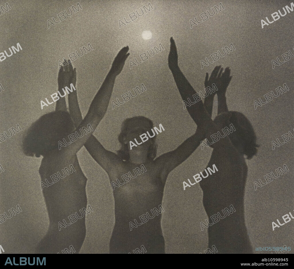 LENI RIEFENSTAHL. Reigen (Roundelay).