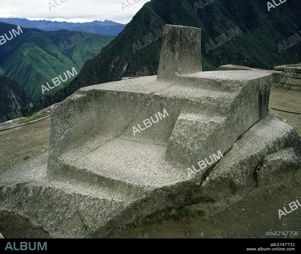 The Intihuatana (hitching post for the sun), Sun Temple, Machu Picchu, UNESCO World Heritage Site, Peru, South America.