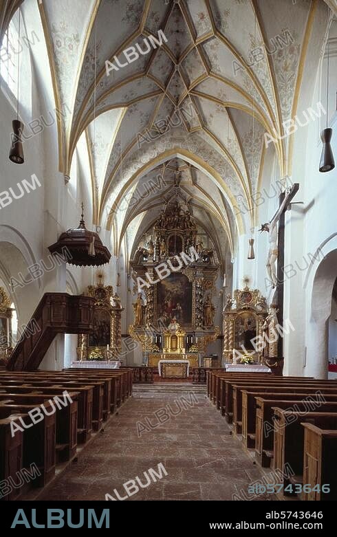 Frauenchiemsee, Klosterkirche / Innenraum nach Osten Filmsize: 6 × 9 cm.