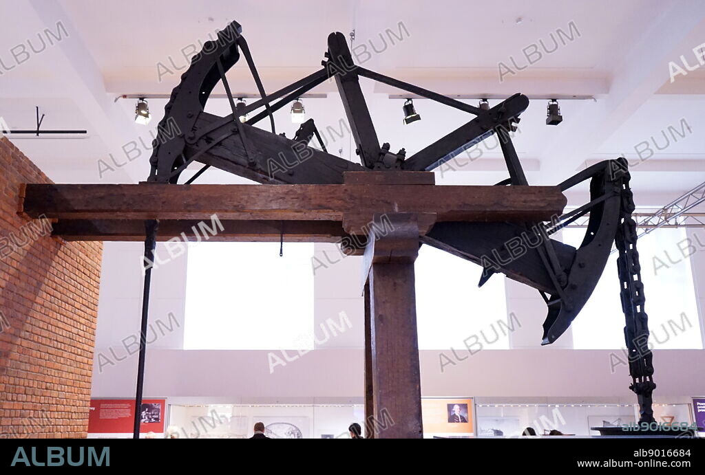 Old Bess Steam Engine, an early beam engine built by the partnership of Boulton and Watt. Dated 18th Century.