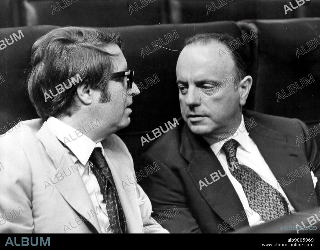1977. Joaquín Garrigues Walker Conversing with Manuel Fraga in the Cortes.