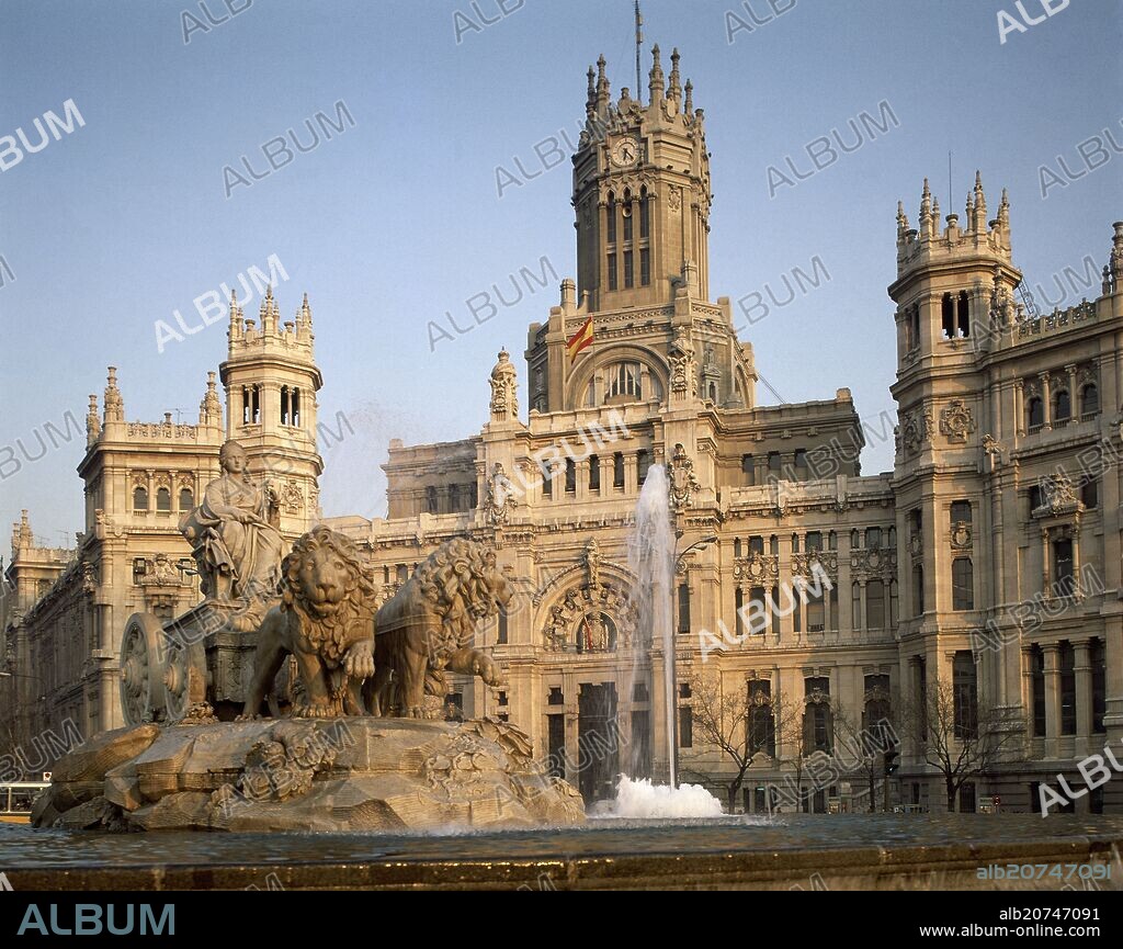 FRANCISCO GUTIERREZ ARRIBAS Y ROBERTO MICHEL. FUENTE DE CIBELES REALIZADA ENTRE 1777 Y 1782 Y EDIFICIO DE CORREOS CONSTRUIDO EN 1917  SEDE DEL AYUNTAMIENTO DE MADRID DESDE EL AÑO.