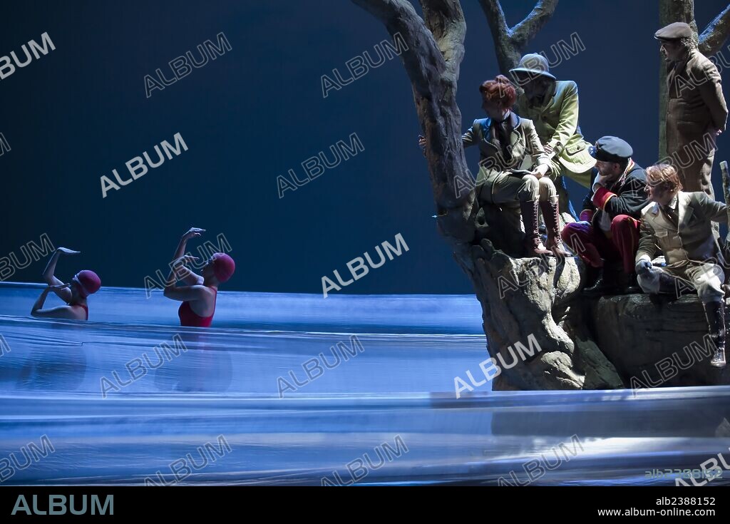 Scene from Los sobrinos del Capitán Grant (The nephews of Captain Grant) by Manuel Fernández Caballero at the Maestranza Theater, Seville, Spain, 13 January 2010. Main rehearsal.
