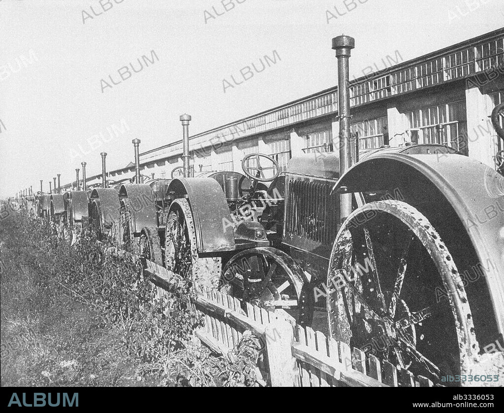 ANONYMOUS. The Stalingrad Tractor Plant "Felix Dzerzhinsky".