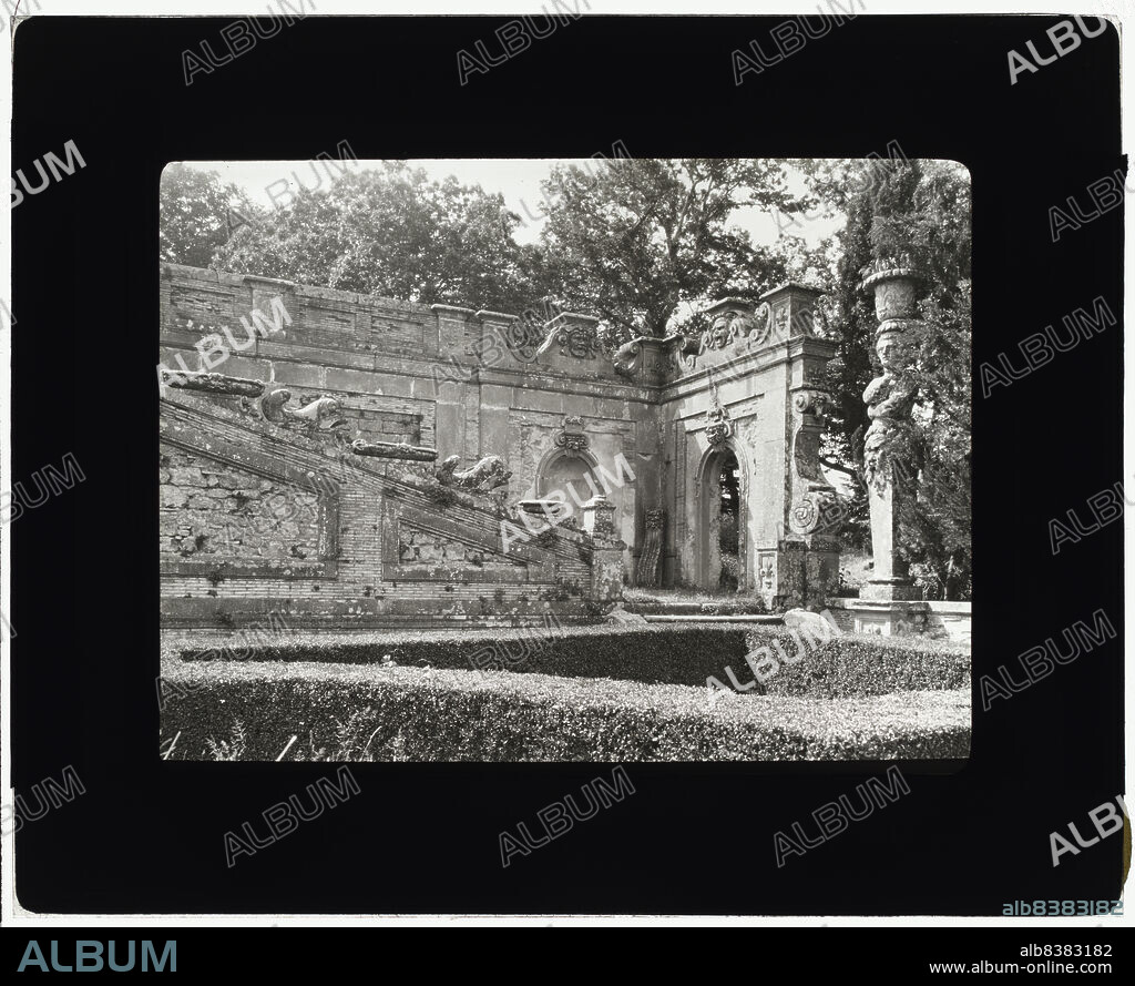 FRANCES BENJAMIN JOHNSTON. Villa Farnese, Caprarola, Lazio, Italy, 1925. House Architecture: Giacomo (Jacopo) Barozzi de Vignola, seventeenth century. Landscape: Giacomo (Jacopo) Barozzi de Vignola, seventeenth century and Pietro Bernini, sculptor.