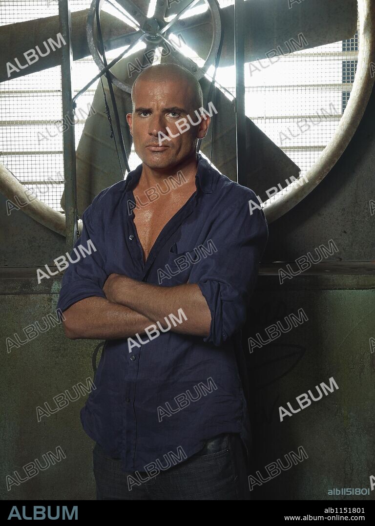 DOMINIC PURCELL in PRISON BREAK, 2005 (PRISON BREAK-TV), directed by PAUL SCHEURING. Copyright 20TH CENTURY FOX TV.