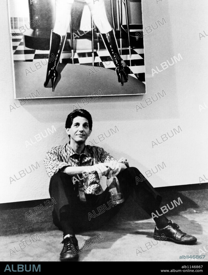 PETER COYOTE in HEARTBREAKERS, 1984, directed by BOBBY ROTH. Copyright ORION PICTURES.