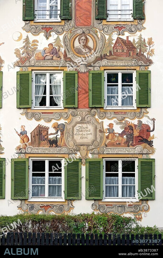 House of Marie Matt Field, Lüftlmalerei with scenes from the fairy tale "Hansel and Gretel", Oberammergau, Upper Bavaria, Bavaria, Germany