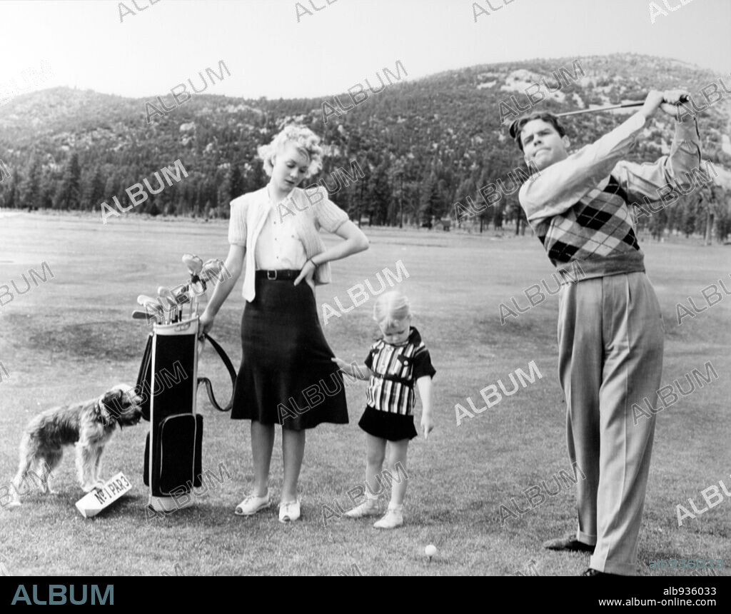 LARRY SIMMS and PENNY SINGLETON in BLONDIE TAKES A VACATION, 1939, directed by FRANK R. STRAYER. Copyright COLUMBIA PICTURES.