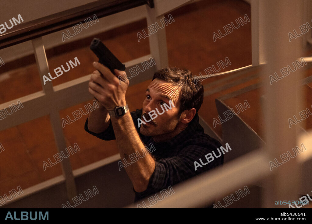 SCOOT MCNAIRY dans NARCOS: MEXICO, 2018, réalisé par ALEJANDRA MARQUEZ ABELLA, AMAT ESCALANTE, ANDRES BAIZ, JOSEF KUBOTA WLADYKA, LUIS ORTEGA et WAGNER MOURA. Copyright Gaumont Télévision / Netflix.