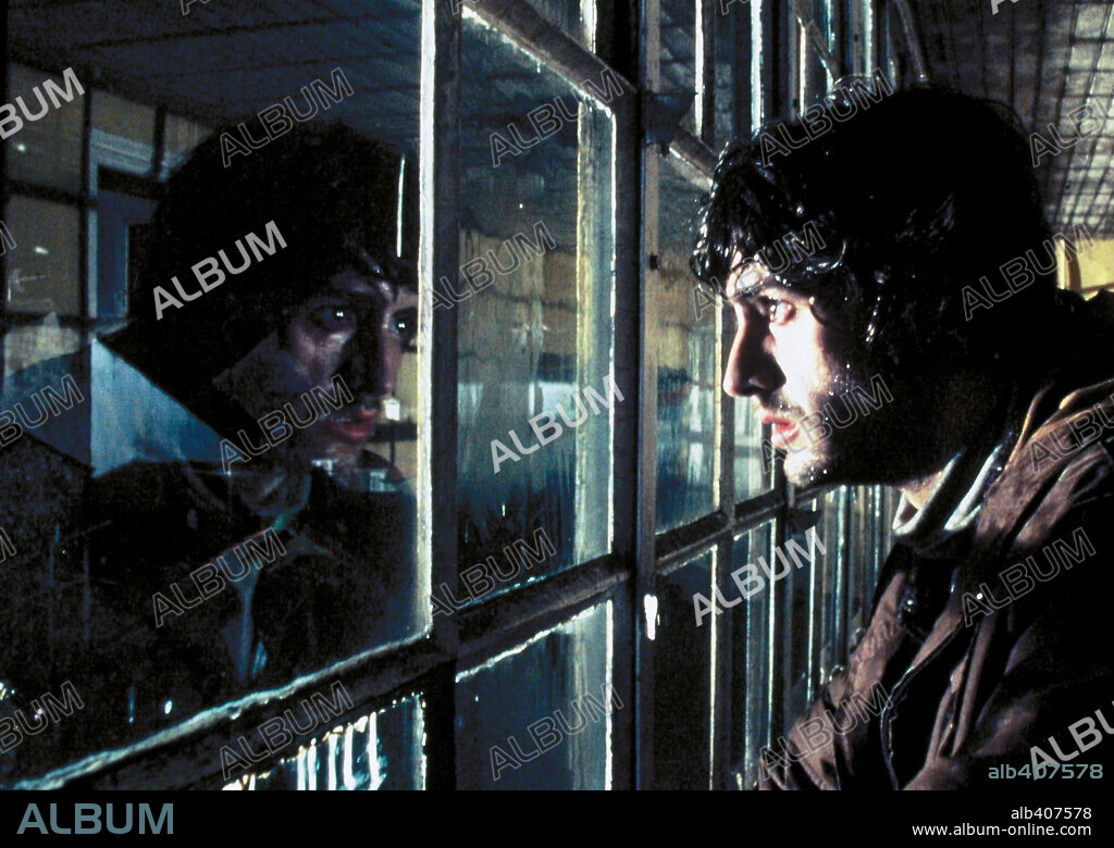 JUAN DIEGO BOTTO en TRECE CAMPANADAS, 2002, dirigida por XAVIER VILLAVERDE. Copyright CONTINENTAL PICTURE CORP.