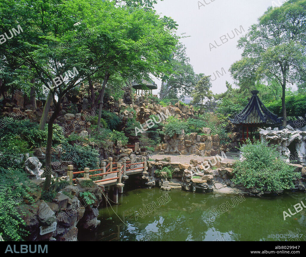 JARDINES DE LA FAELICIDAD CONSTRUIDO EN EL S XVI EN LA DINASTIA MING POR PAN YUNDUAN PARA RETIRO DE SU PADRE PAN EN.