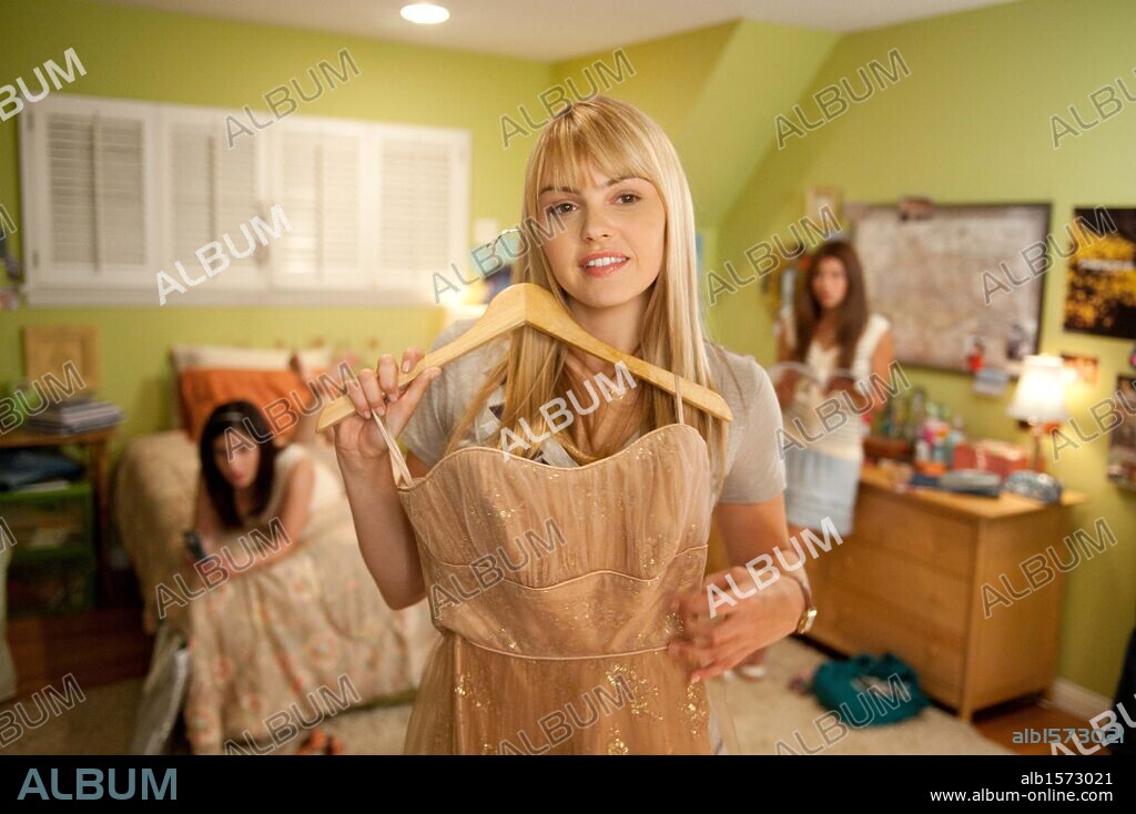 AIMEE TEEGARDEN in PROM, 2011, directed by JOE NUSSBAUM. Copyright WALT DISNEY PICTURES.