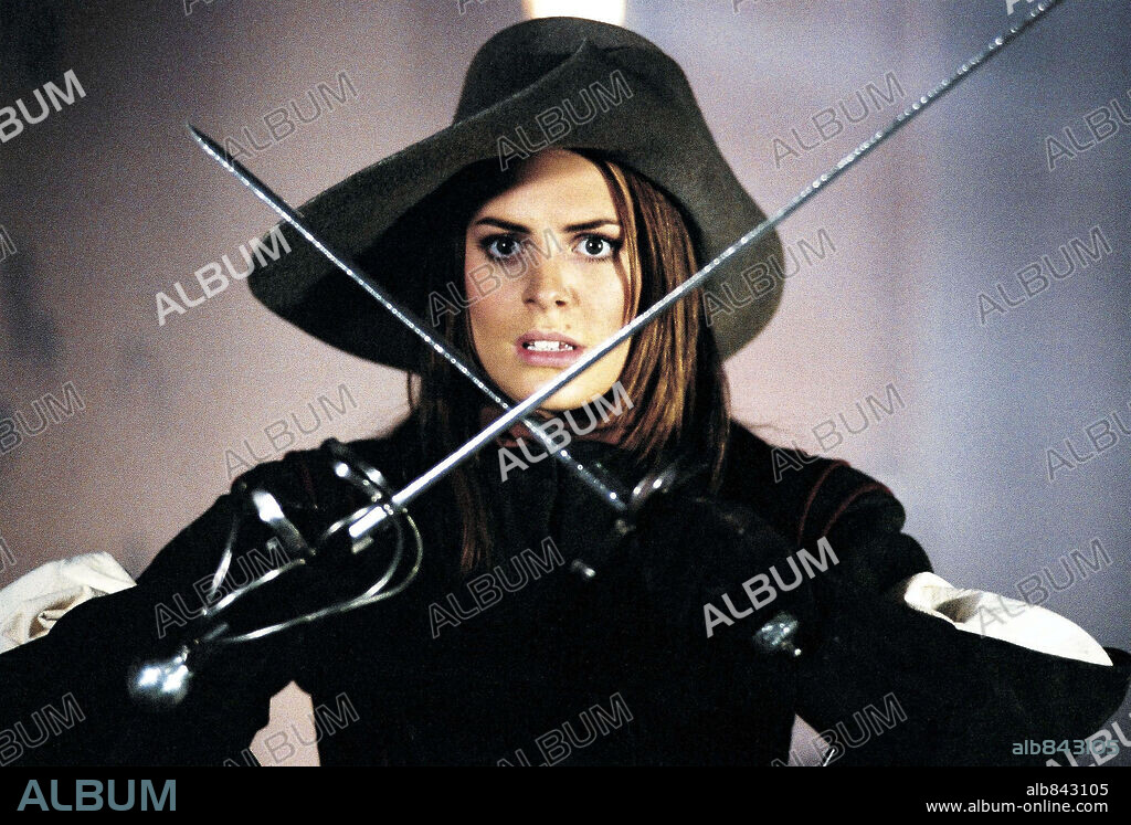 SUSIE AMY dans LA FEMME MUSKETEER, 2004, réalisé par STEVE BOYUM. Copyright HALLMARK.