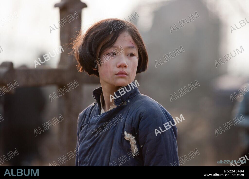 XINYI ZHANG dans JIN LING SHI SAN CHAI, 2011, réalisé par YIMOU ZHANG. Copyright BEIJING NEW PICTURE FILM CO.