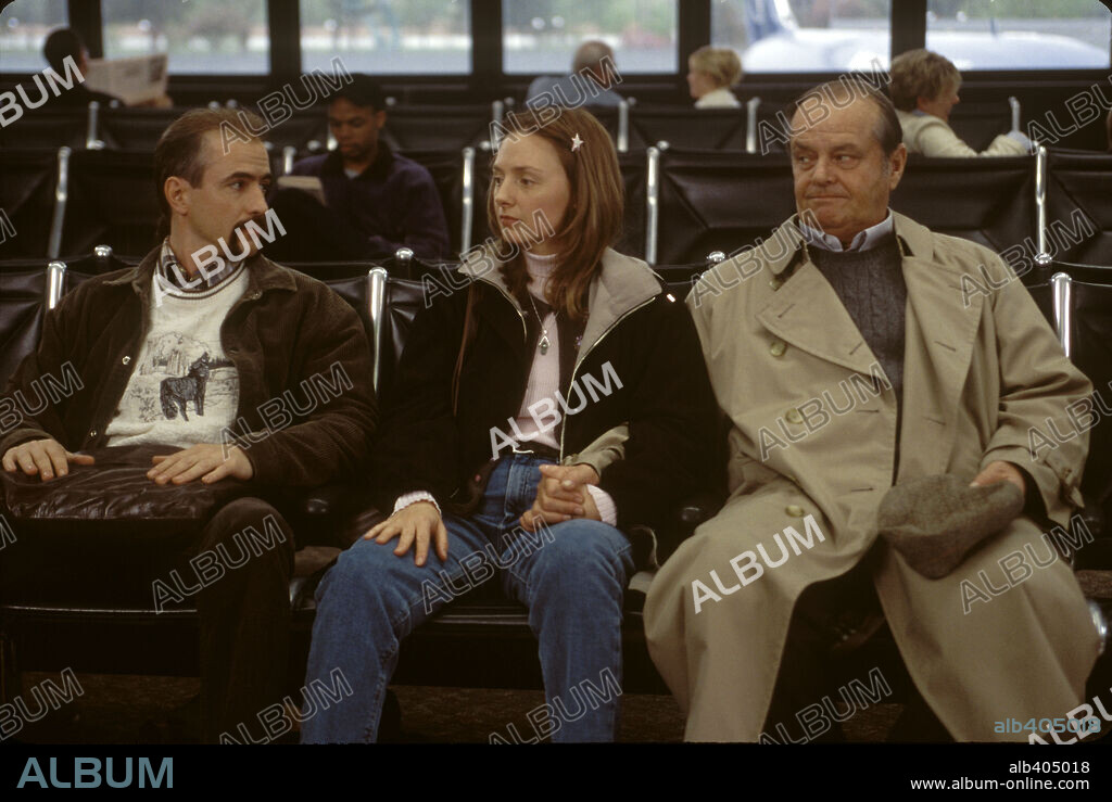 DERMOT MULRONEY, HOPE DAVIS and JACK NICHOLSON in ABOUT SCHMIDT, 2002, directed by ALEXANDER PAYNE. Copyright NEW LINE PRODUCTIONS / BARIUS, CLAUDETTE.