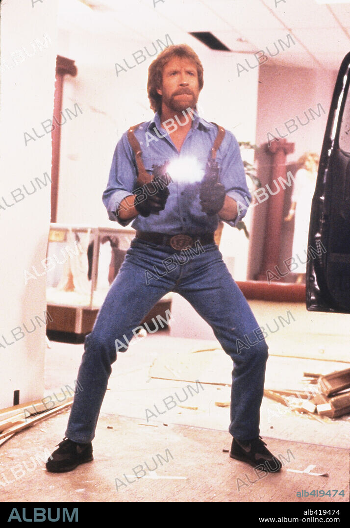 CHUCK NORRIS in THE DELTA FORCE, 1986, unter der Regie von MENAHEM GOLAN. Copyright CANNON FILMS.