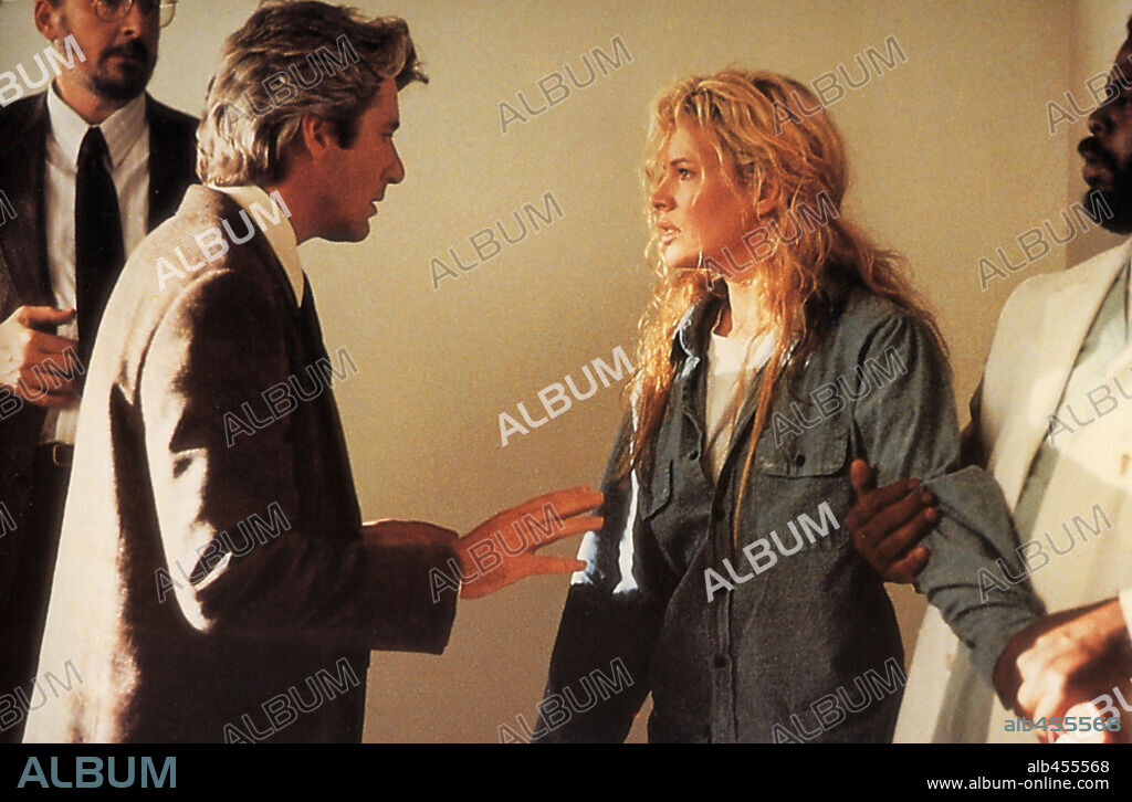 KIM BASINGER and RICHARD GERE in FINAL ANALYSIS, 1992, directed by PHIL JOANOU. Copyright WARNER BROS/ROVEN-CAVALLO.