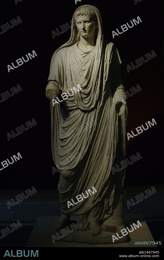 Augustus (61 BC.-14 AD) as Pontifex Maximus. First emperor of the Roman Empire. Greek and italic marble statue. Found in the Via Labicana. Late 1st century B.C. Palazzo Massimo. National Roman Museum. Rome. Italy.