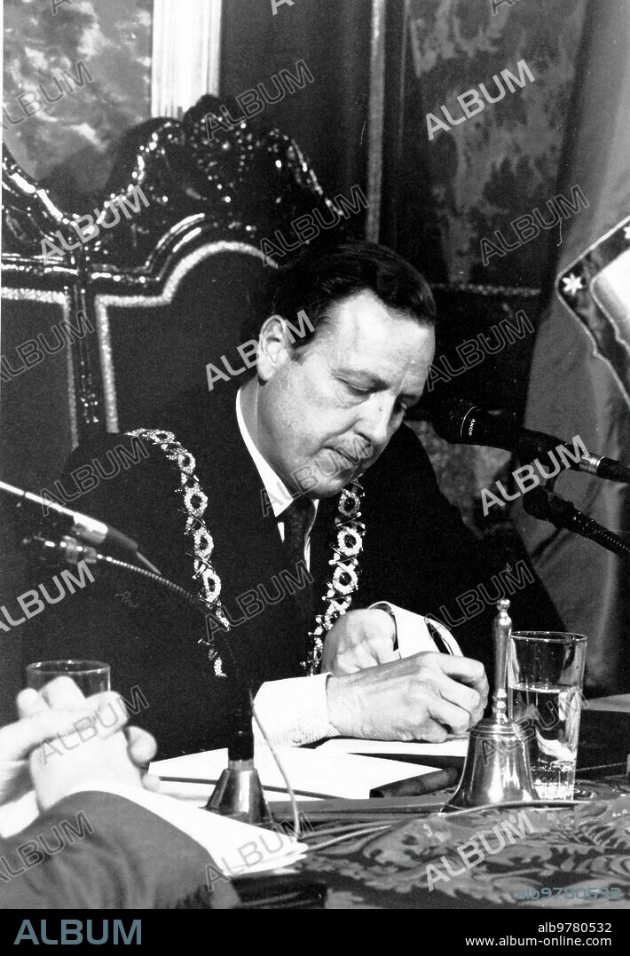 4 julio 1991. Jose Maria Alvarez del manzano en la toma de Posesion  como alcalde de Madrid.