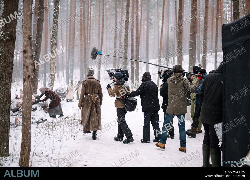 BLIZZARD OF SOULS, 2019 (DVESELU PUTENIS), dirigida por DZINTARS DREIBERGS. Copyright KULTFILMA.