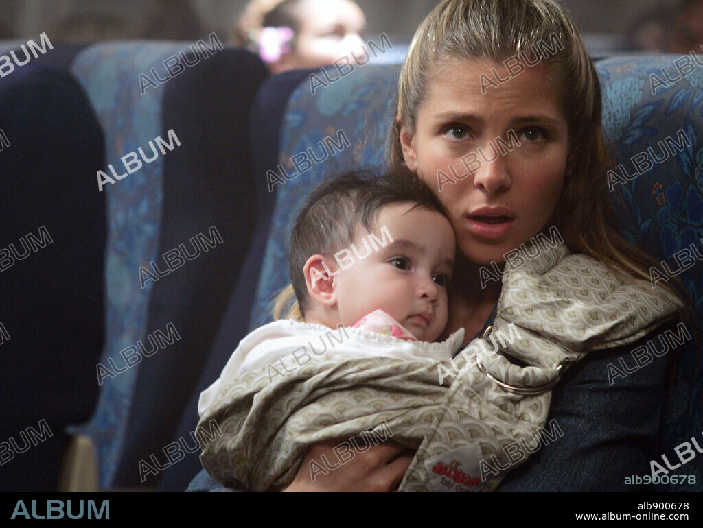 ELSA PATAKY in SNAKES ON A PLANE, 2006, directed by DAVID RICHARD ELLIS. Copyright HANNAH RACHEL PRODUCT. SERVICES/MUTUAL FILM CORP/NEW LINE CI / DITTIGER, JAMES.