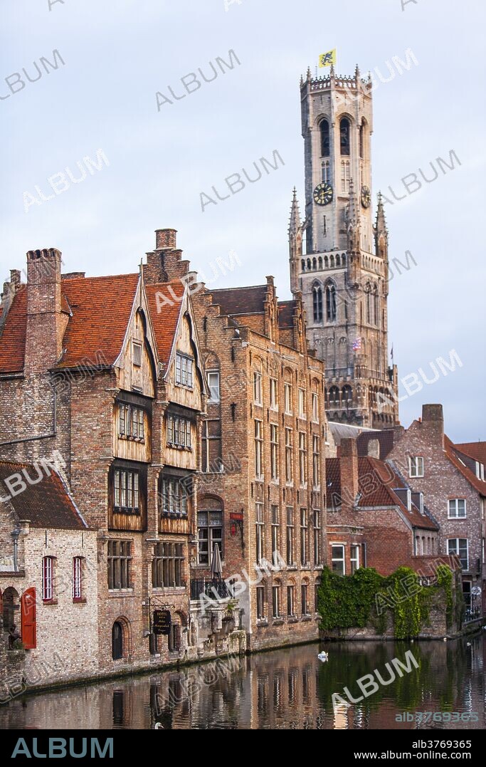 Center of Old Town, UNESCO World Heritage Site, Bruges, Belgium, Europe.