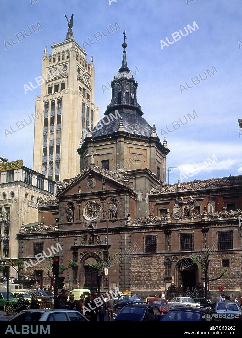 FRAY LORENZO DE SAN NICOLAS. IGLESIA DE LAS CALATRAVAS SITUADA EN LA C/ ALCALA Nº 25- 1678 - REFORMADA EN 1886 POR JUAN MADRAZO.