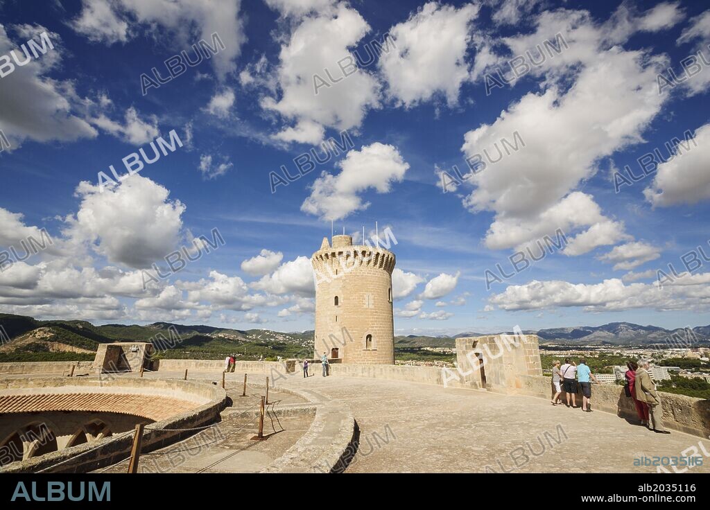 torre Major - torre del homenaje -, Castillo de Bellver -siglo.XIV-, Palma de mallorca. Mallorca. Islas Baleares. España.