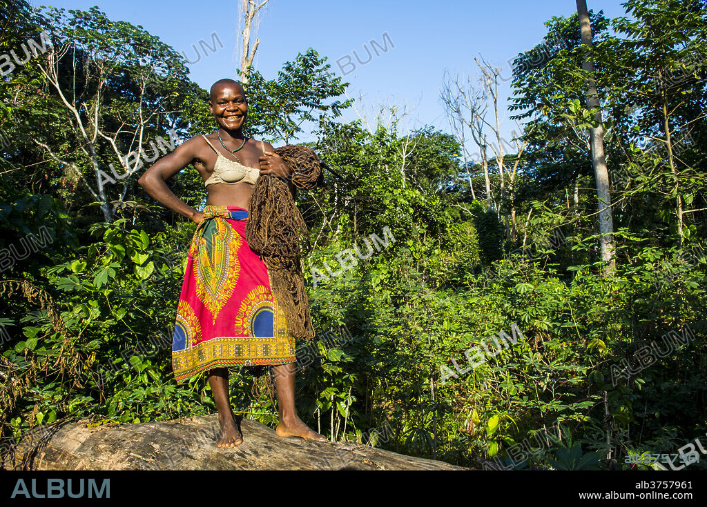 Baka pygmies in the Dzanga-Sangha Special Reserve, UNESCO World Heritage Site, Central African Republic, Africa.