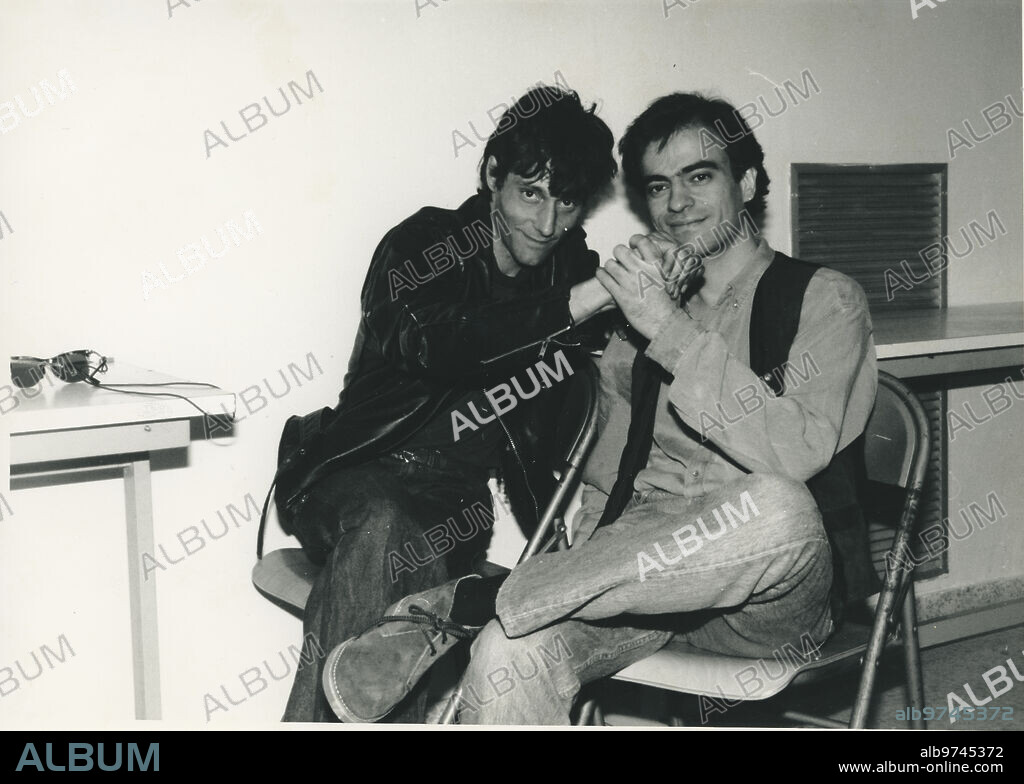 August 1992. Enrique Urquijo poses with Antonio Vega.