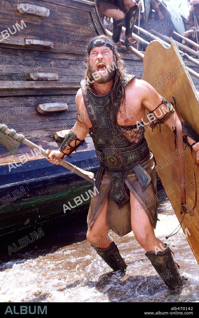 TYLER MANE in TROY, 2004, directed by WOLFGANG PETERSEN. Copyright WARNER BROS. / SMITH-HUTCHON, SIMON.