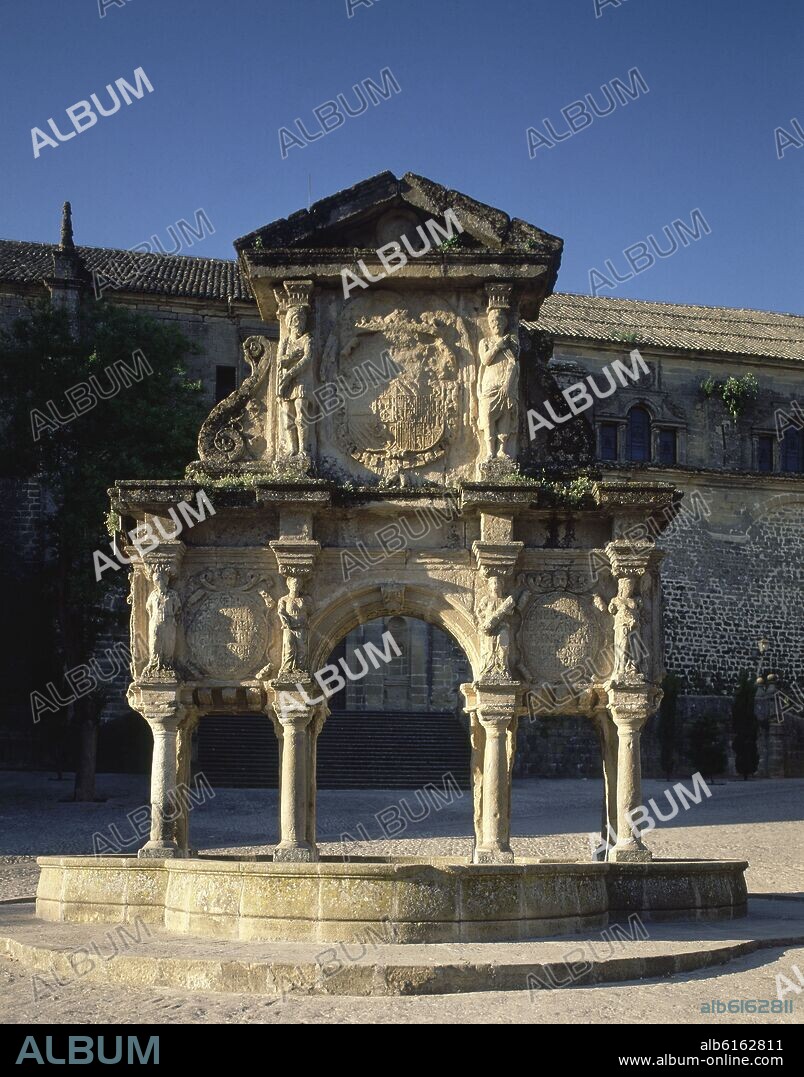 GINES MARTINEZ DE ARANDA (1556-1620). FUENTE DE SANTA MARIA CONSTRUCION DE 1565 SITUADA EN LA PLAZA DEL MISMO NOMBRE AL FONDO SE ENCUENTRA EL SEMINARIO DE SAN FELIPE NERI.