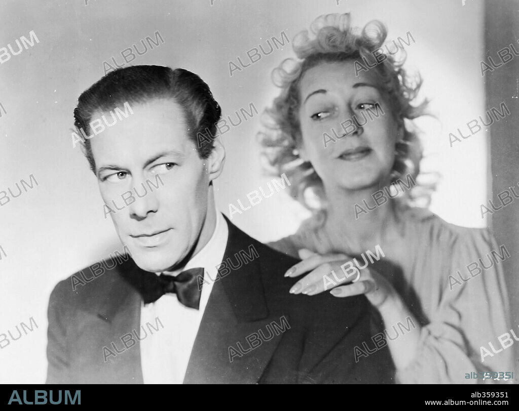KAY HAMMOND and REX HARRISON in BLITHE SPIRIT, 1945, directed by DAVID LEAN. Copyright TWO CITIES/CINEGUILD.