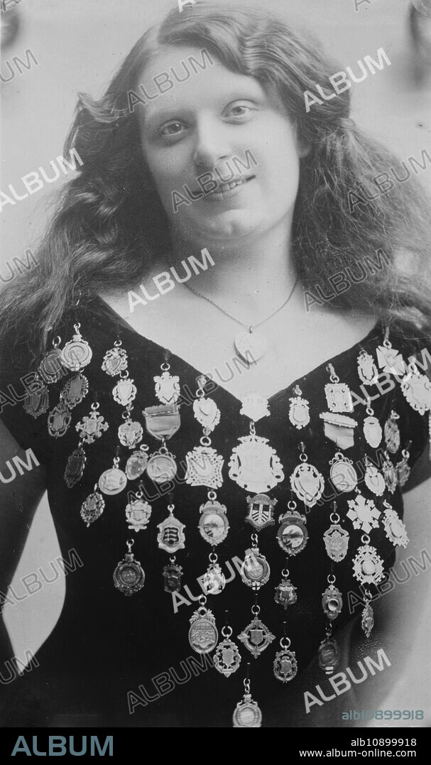 BAIN NEWS SERVICE. Lily Smith, between c1910 and c1915.