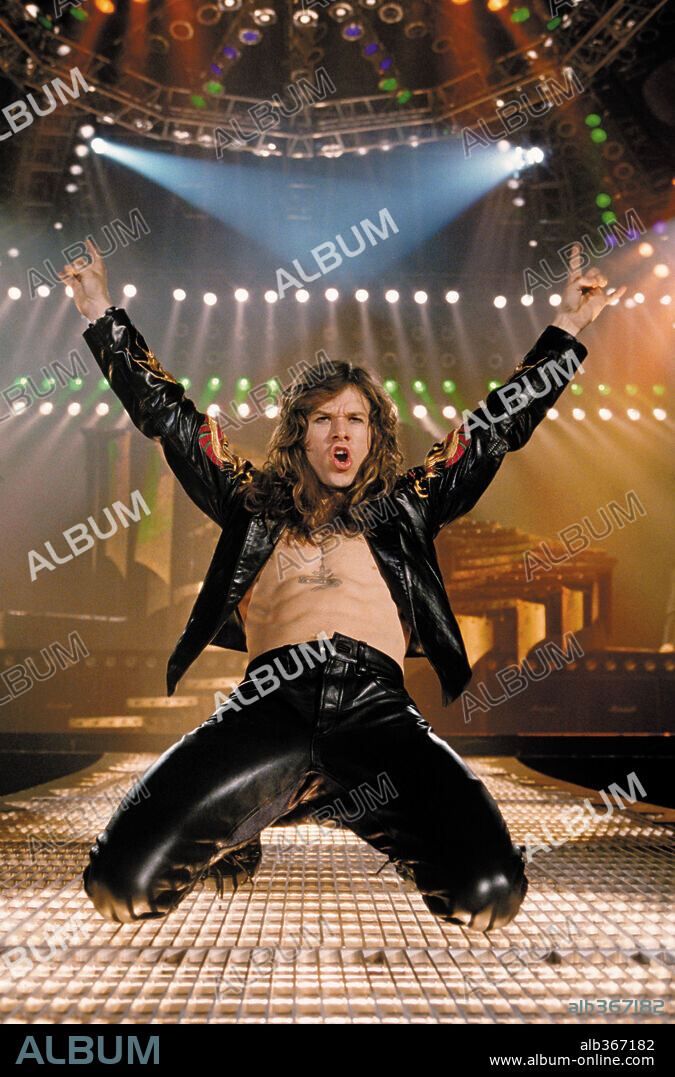 MARK WAHLBERG in ROCK STAR, 2001, directed by STEPHEN HEREK. Copyright WARNER BROS. PICTURES.
