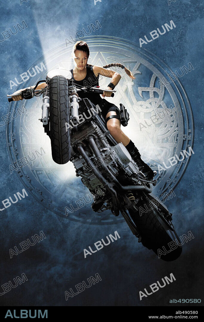 ANGELINA JOLIE in LARA CROFT: TOMB RAIDER, 2001, unter der Regie von SIMON WEST. Copyright PARAMOUNT PICTURES.